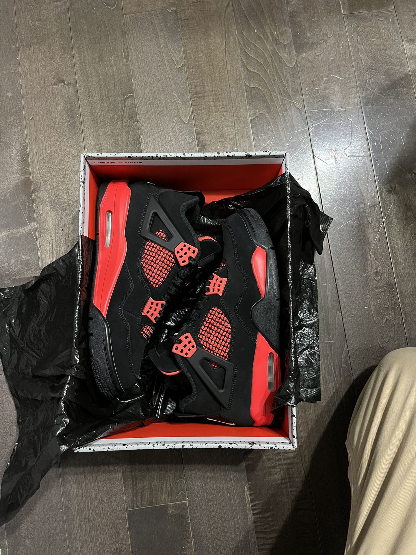 Jordan 4