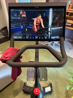 Peloton Bike+ Great Condition 2021 - Ellensburg