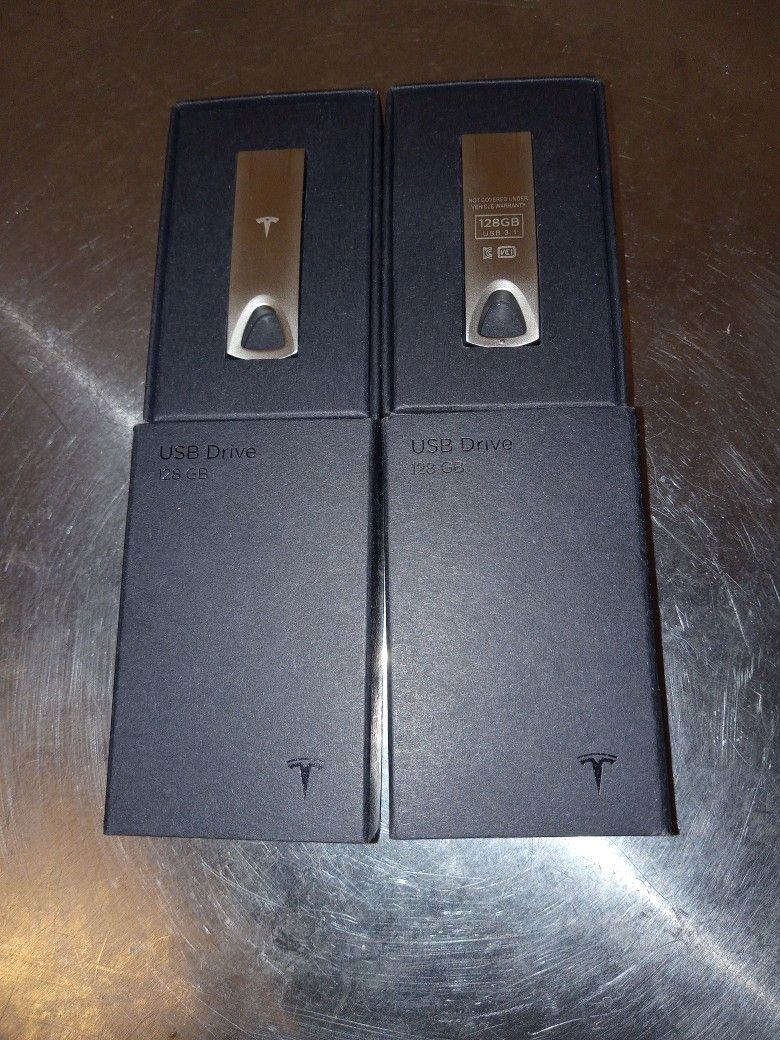 2 Tesla USB Fladh Drives. W /holders Model 3 Etc..