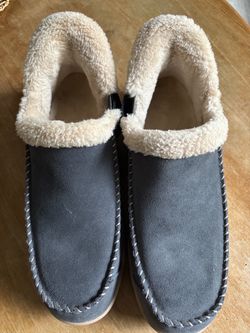 Orthofeet women’s slippers. Size 9. Dark Grey. Like new.