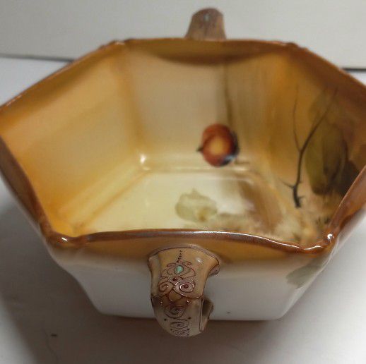 Vintage Nippon Japan Hand Painted Bowl Porcelain  Moriage Trimmed Handles READ