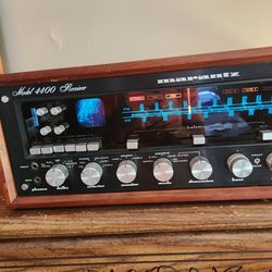 Marantz 4400 Reciever