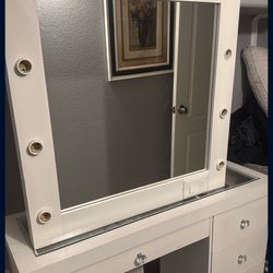 Make Up Vanity