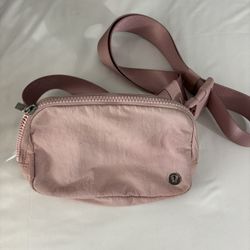 Lululemon Belt Bag 