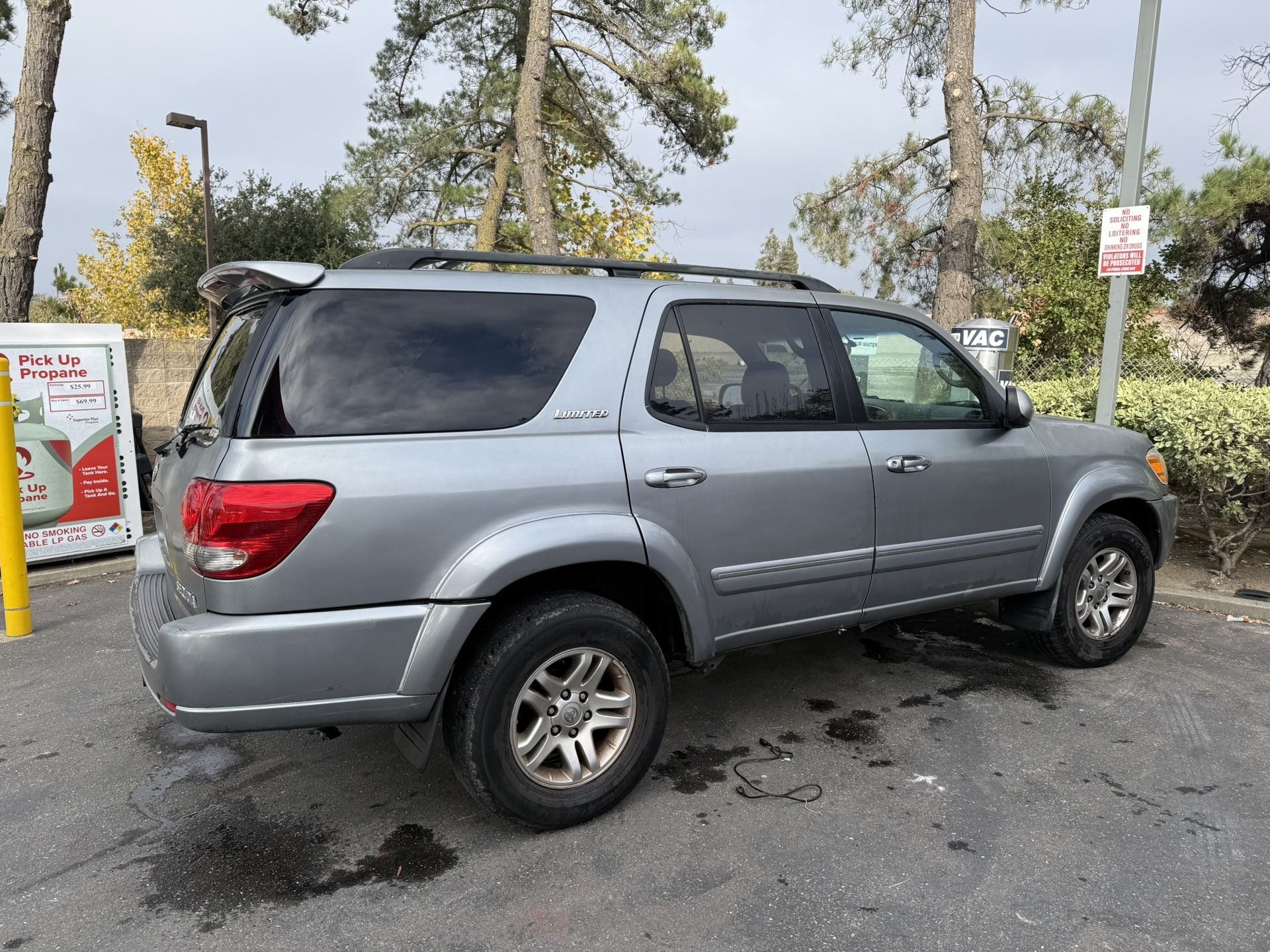 2005 Toyota Sequoia