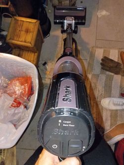 Shark plugin vacuum