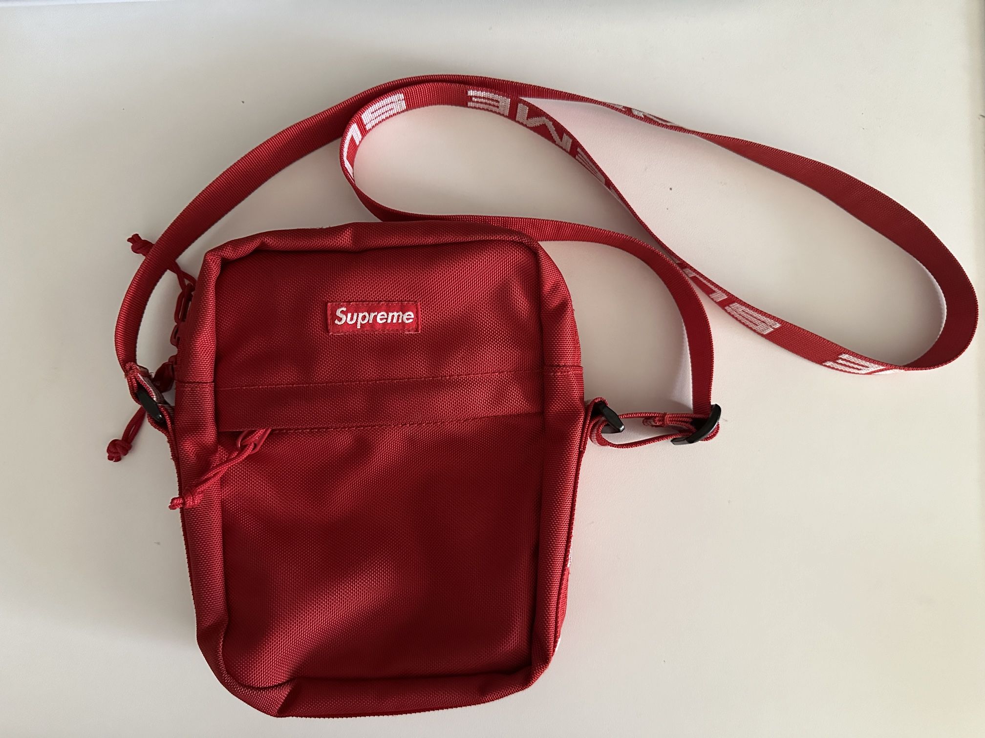 Supreme Shoulder Bag Red (SS18)