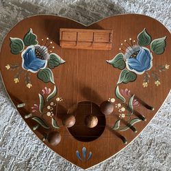 Vintage Heart Door Harp 