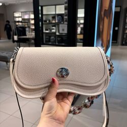 NWT Coach Wavy Dinky In Coachtopia Leather Cloud CW807