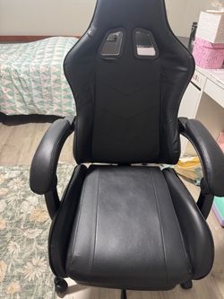 Black Gaming Chair with Armrests