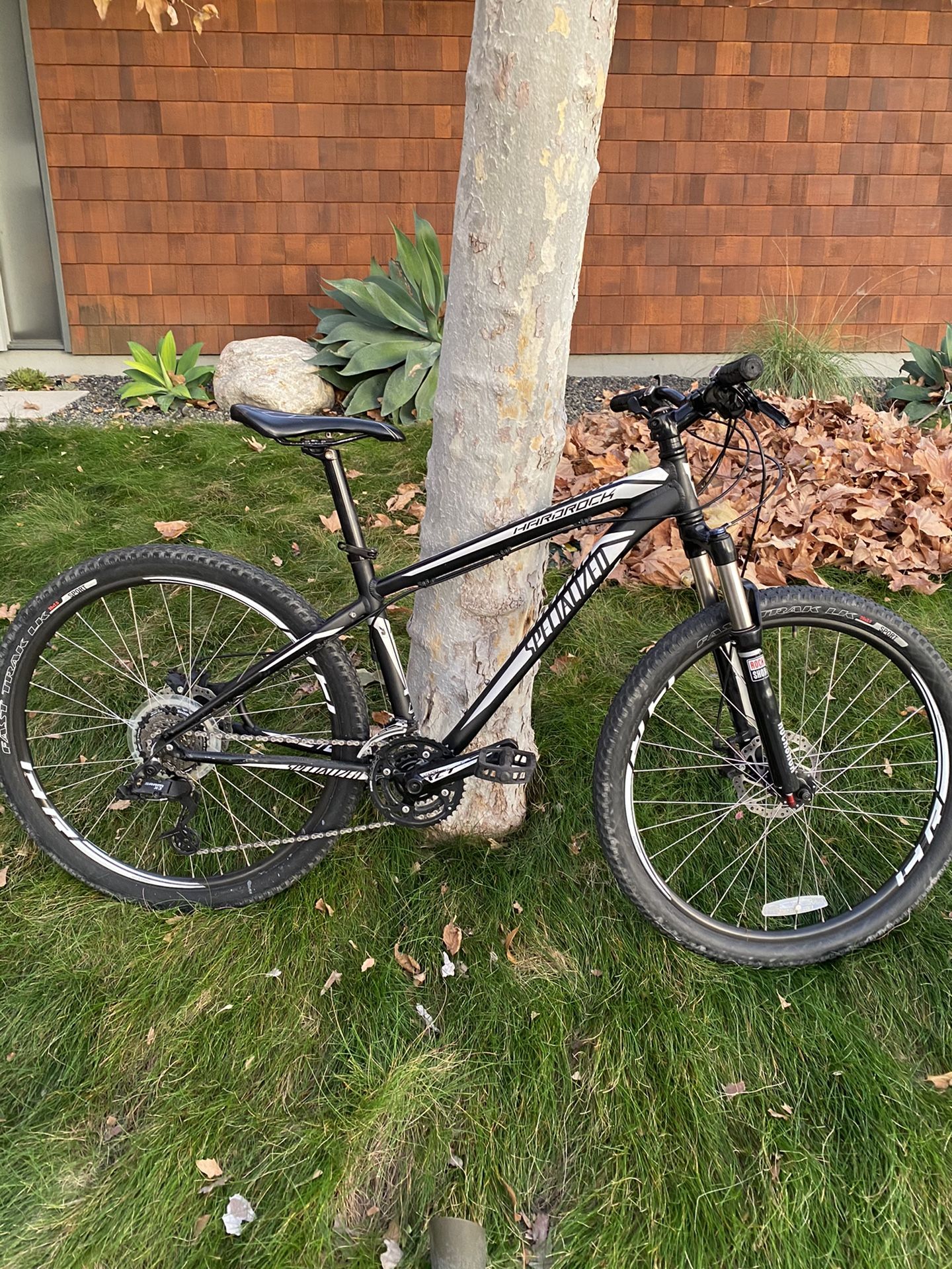 Specialized Hardrock mountain bike, excellent condition, 2011