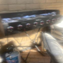 Royal Gourmet Commercial 8 Burners Grill 