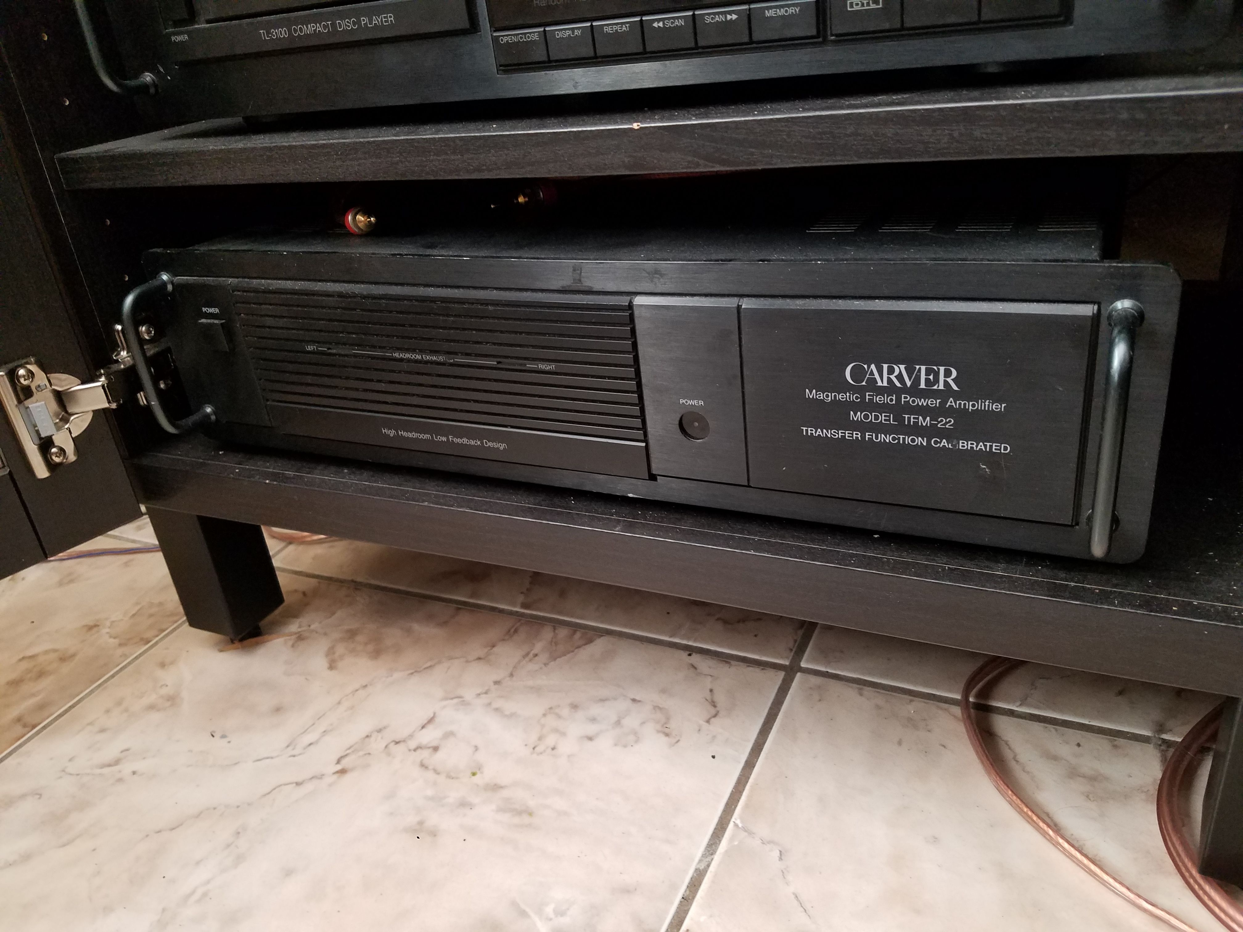 Carver TFM-22 Magnetic Power Field Power 2-Channel Amplifier