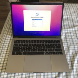 MacBook Pro 13 