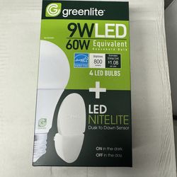 4 LED Bulbs + auto night light - energy star - save money on electricity