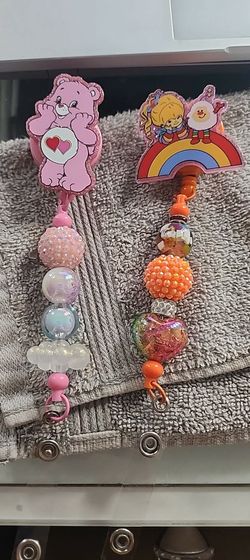 Badge reels