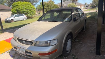 1999 Nissan Maxima