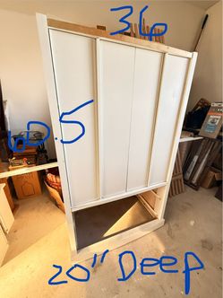 Free dresser or wardrobe