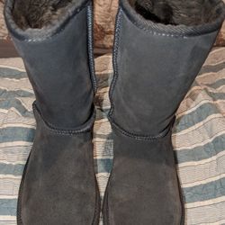 UGGs Women's Size 6 