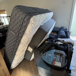 Queen And Twin Mattress And Frame Set 