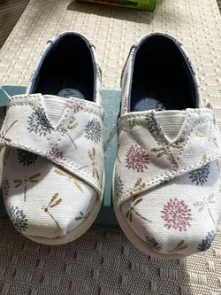TOMS BABY SHOES