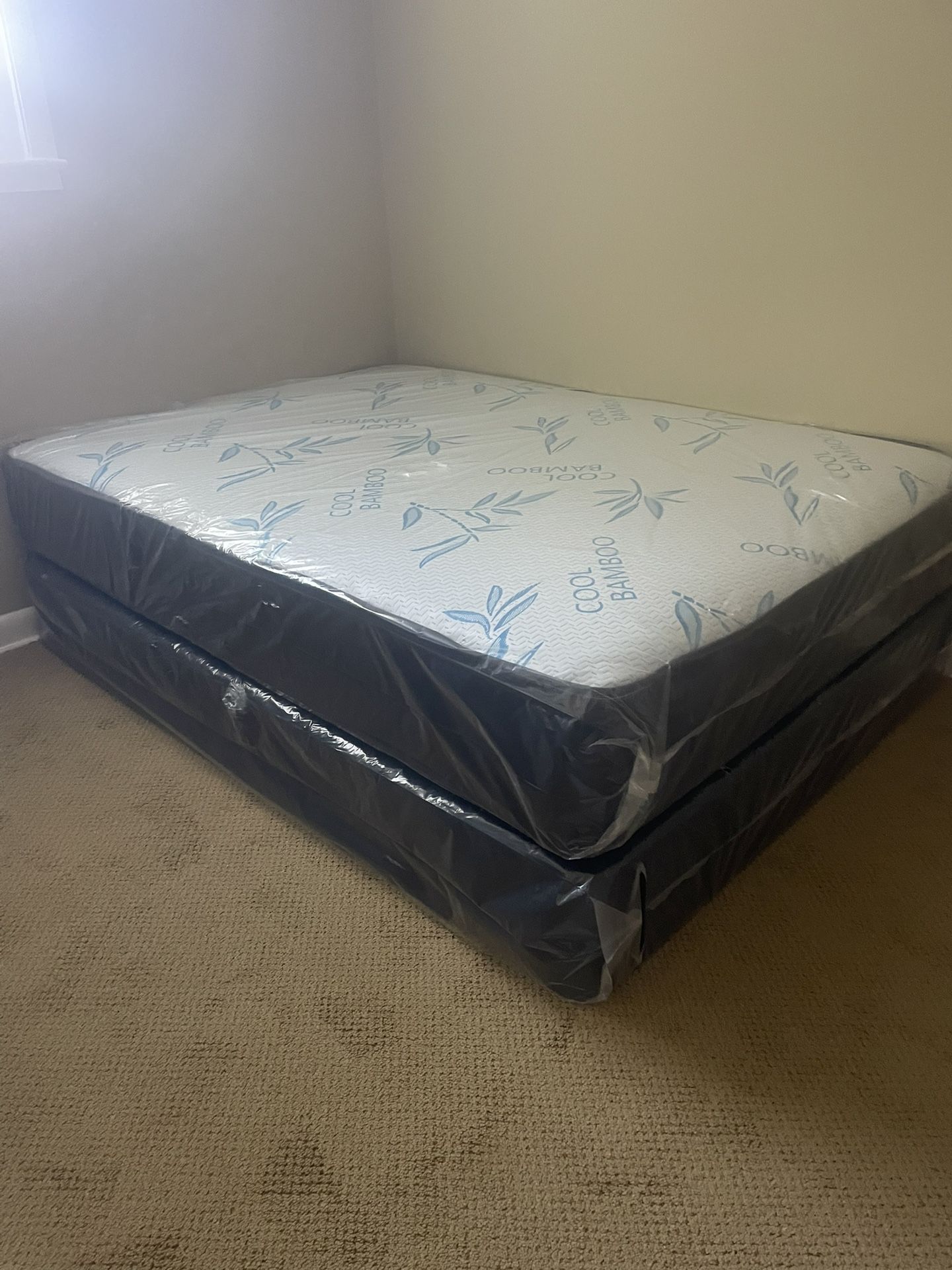 Queen Mattress Come With Free Spring - Free Delivery 🚚 To Reasonable Distance