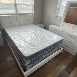 Full   Bedroom Set With Mattress 2 Nightstand Dresser And Mirror. All New Furniture And Free Delivery 