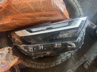 Toyota Rav4 Headlights