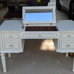 Makeup Vanity Beauty Desk