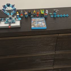 Lego Dimension Game With Portal And Characters