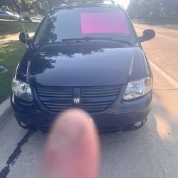 2005 Dodge Caravan