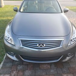 2013 Infiniti G37