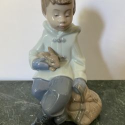 NAO Lladro Porcelain Figurine