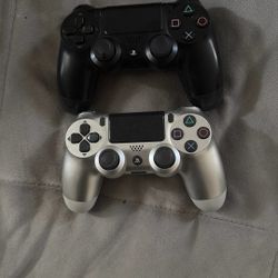 PS4 Controllers