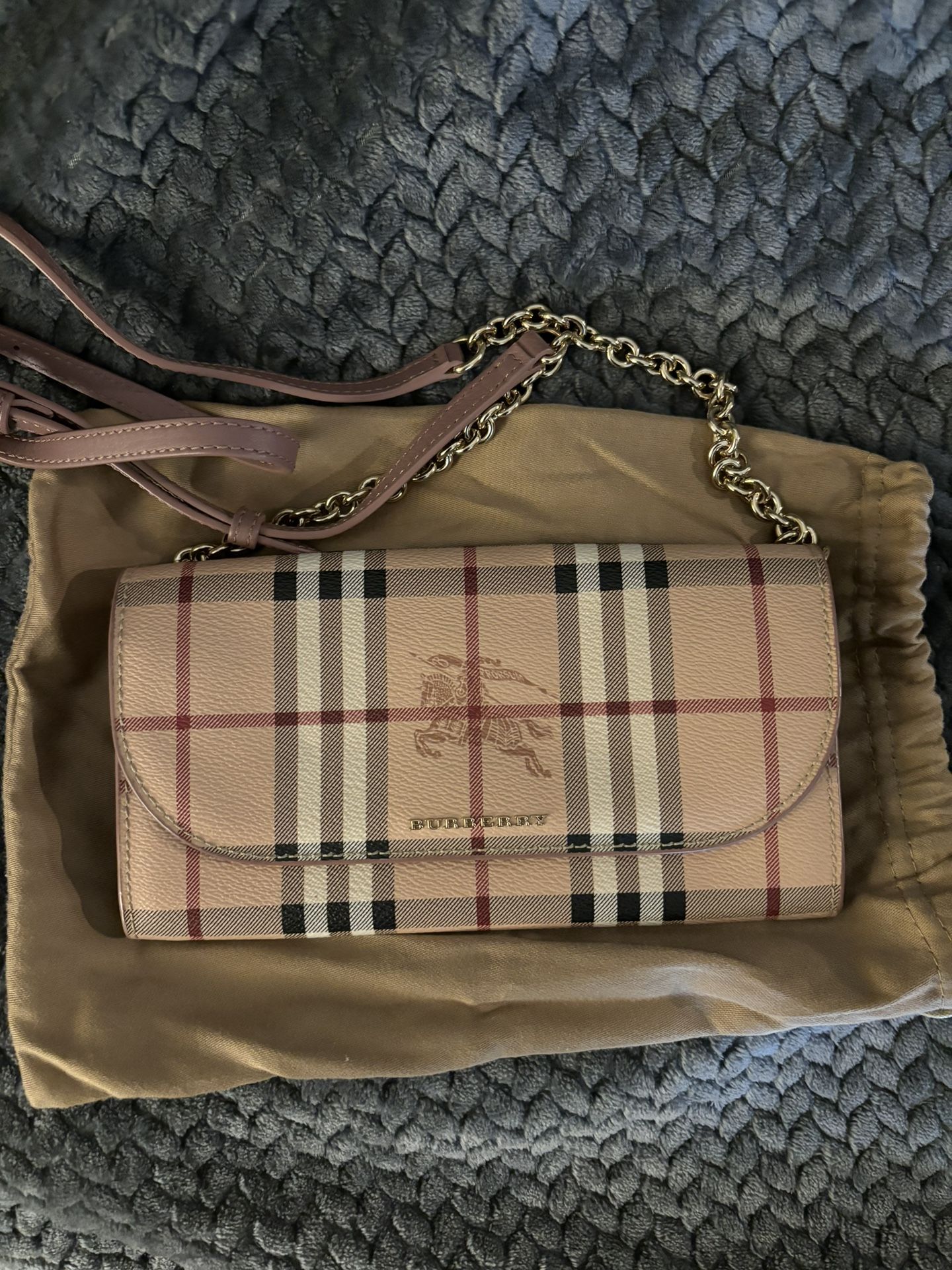 Burberry Wallet On A Chain Crossbody 