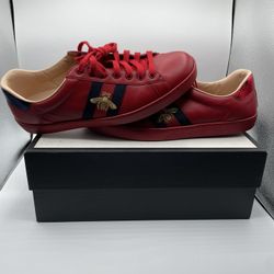 Men’s Gucci Ace Embroidered Red Bee Sneaker Size 11 Uk 