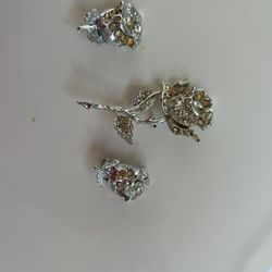 Vintage Rhinestone Rose Brooch Pin Silver Setting Flower And Earrings Set