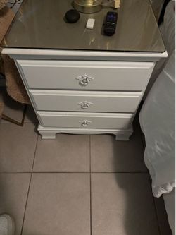 Night stands