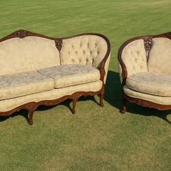Exquisite Victorian Sofa Set – Perfect for Event Rentals & Photography