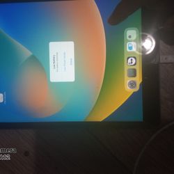 IPad 9th Generation 64 Gigs Locked