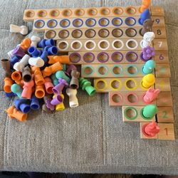 Lovevery Multicolored Animal Counters