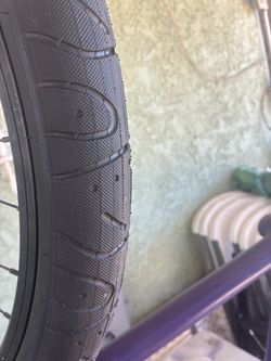 (READ DESCRIPTION )Spray painted throne bike 29er