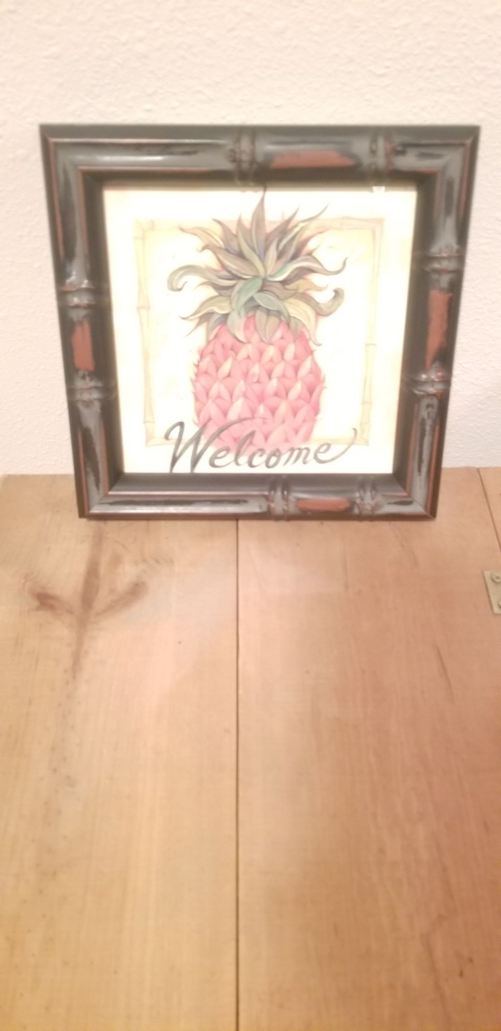 $10-Hawaiian/Beach Style Pineapple, Bamboo, Glass Framed 'Welcome' Picture