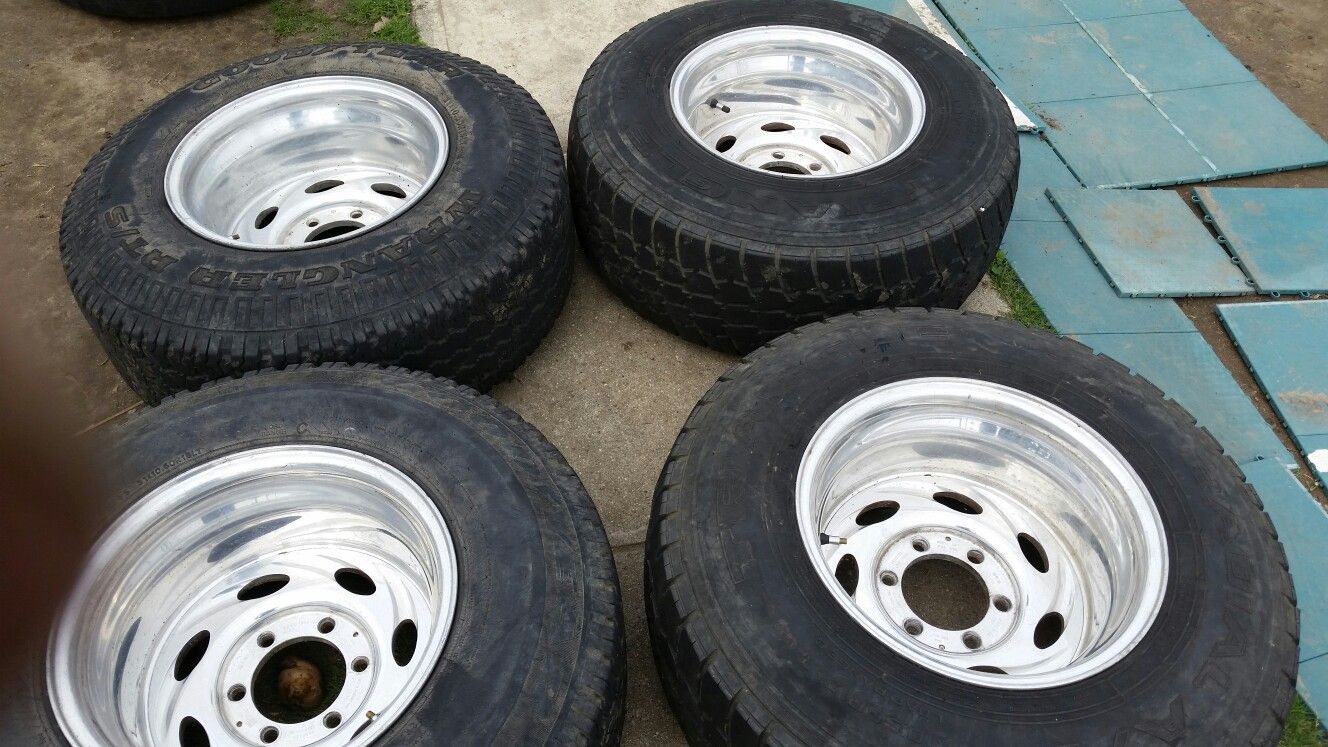 Vendo estos rines 15 de 6 birlos