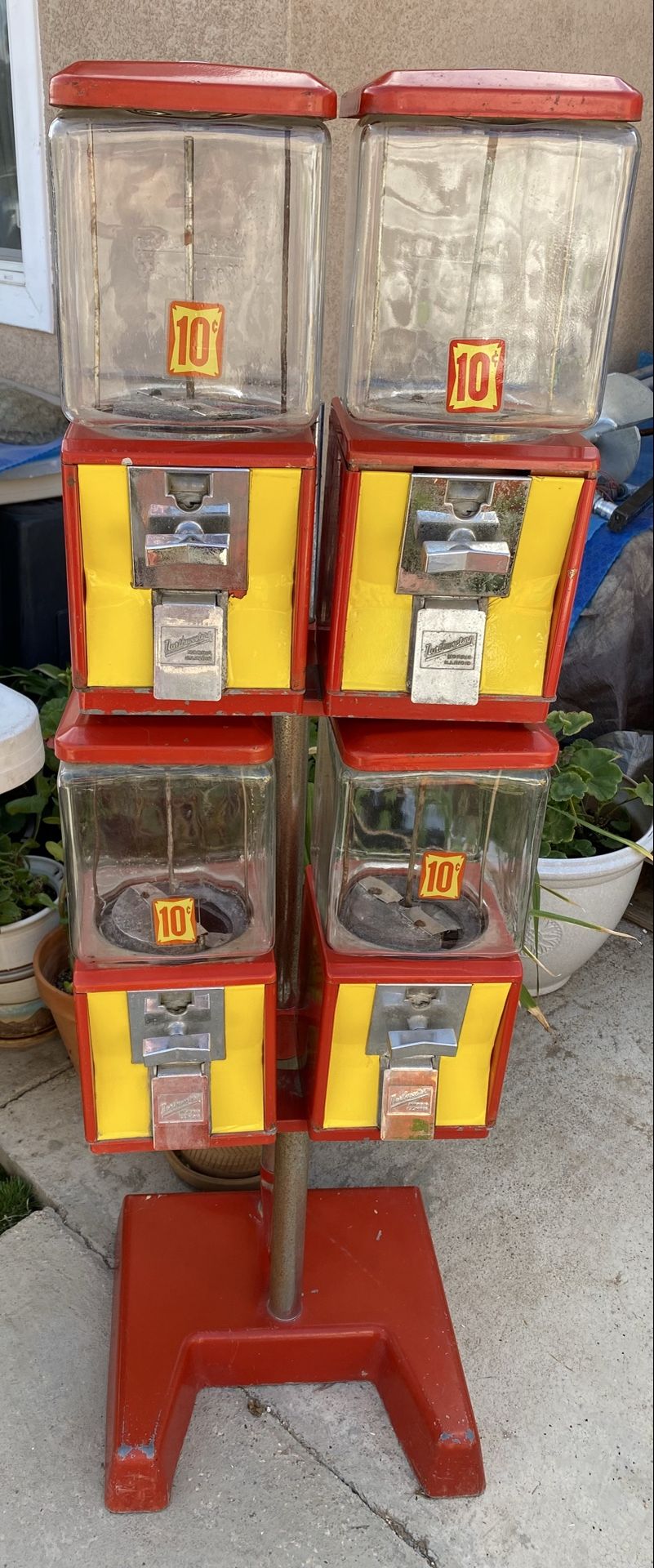Northwestern Gumball Machine $300