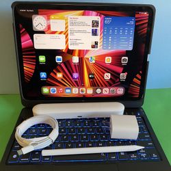 128GB Apple IPad Pro 11” 3rd Generation (2021 Model / M1 chip/ Liquid Retina / Face ID) with stylus pen, keyboard & Accesories (Warranty 10/2023)