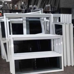 New Impact windows and Doors/Nuevas puertas y Ventanas de impactos
