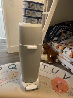 Diaper genie and refills