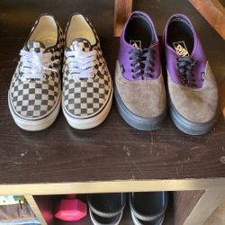 2 Pair Of Vans Size 10 Like New 