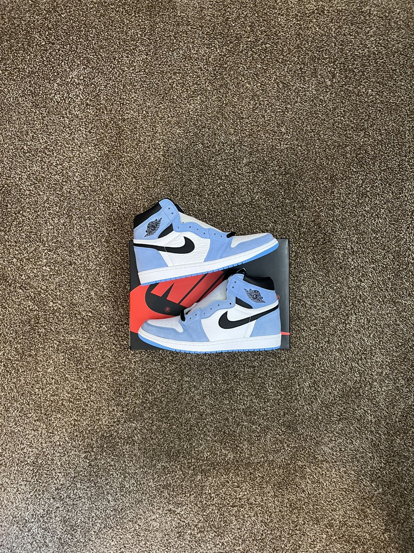 Jordan 1 University Blue Size 10